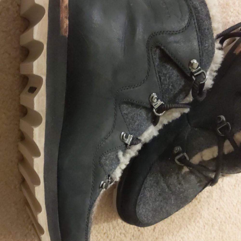 Sorels - Picture 5 of 6